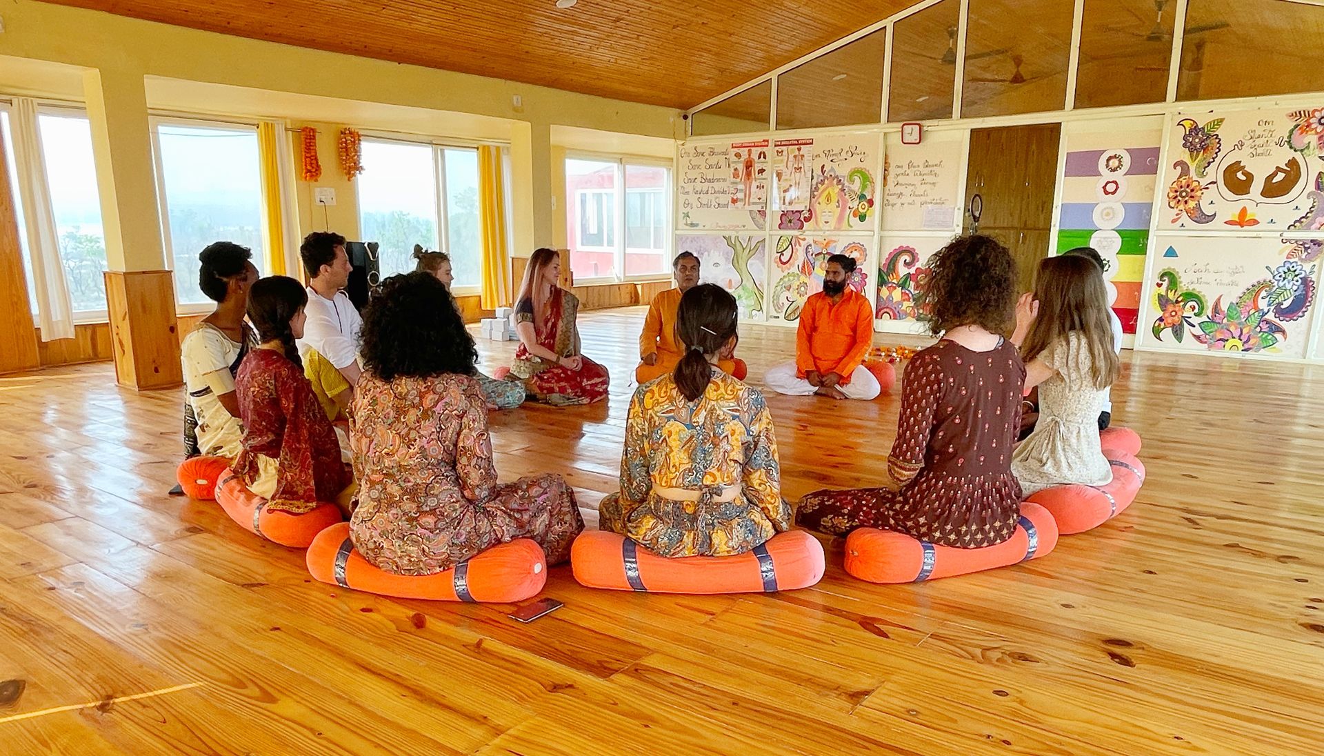 200 hour yoga teacher training in India