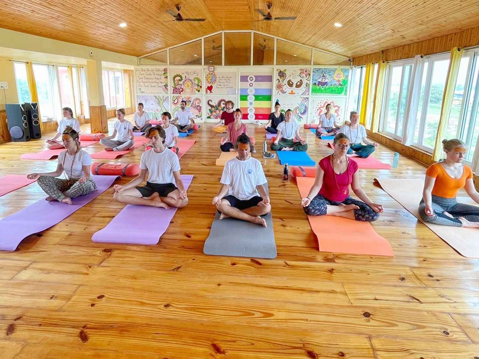 Yoga-Students-at-GYB-Rishikesh